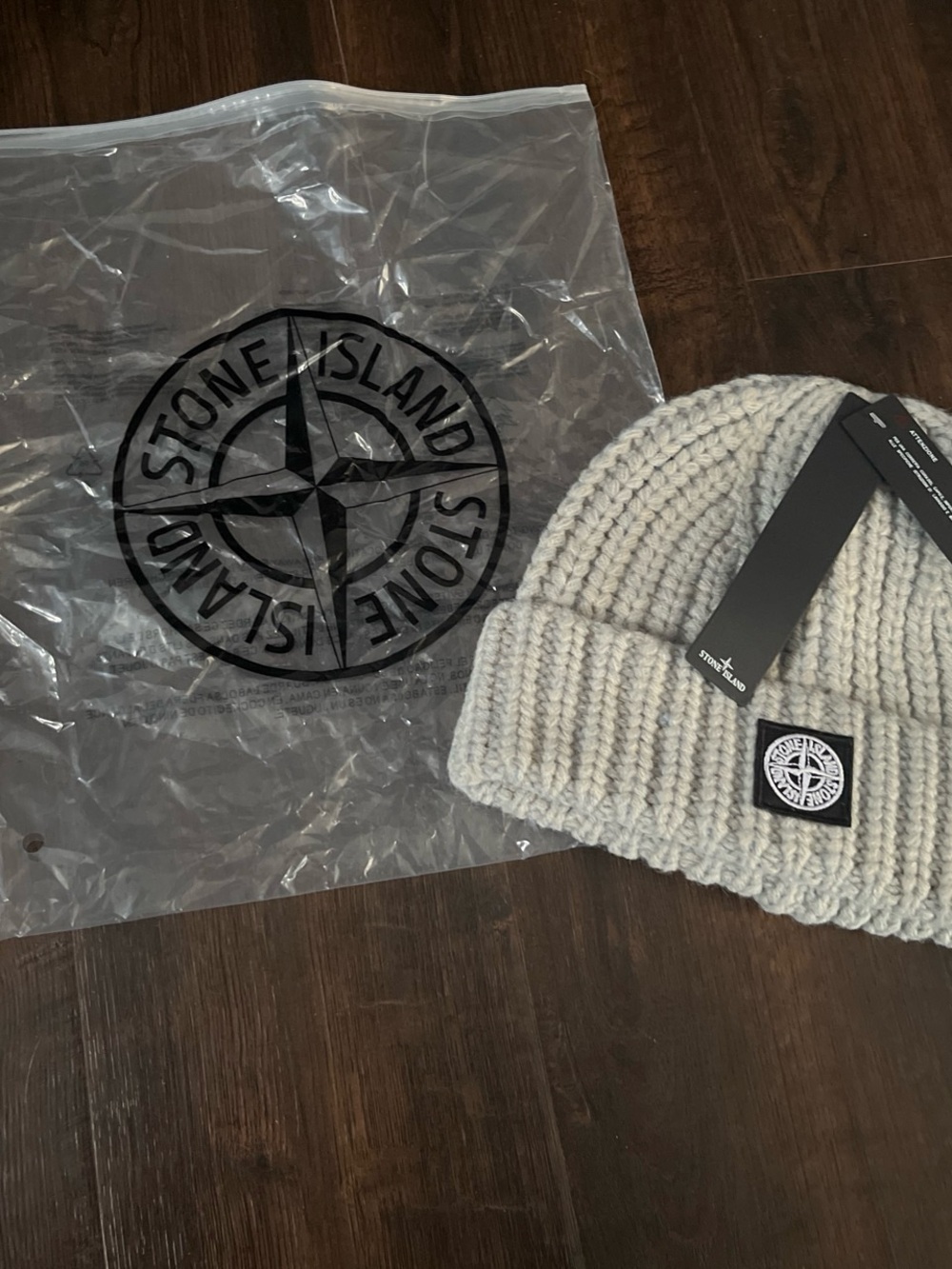 Stone Island beanie gray
